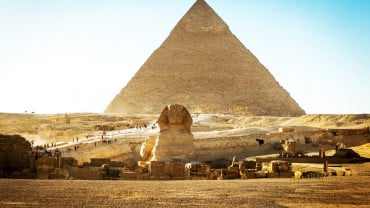 From Cairo: Pyramids of Giza, Sphinx, Saqqara & Memphis Tour